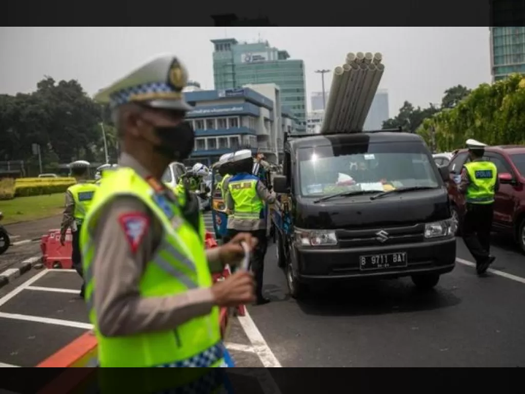 Korlantas Rampas Liar: Operasi Zebra 2025 Gas Pol Lawan Balap Liar & Plat Diplomatik Palsu!